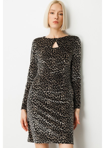 Kadın Leopar Desenli Mini Kadife Elbise 4037 Siyah modelleri