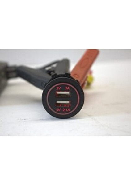 Çift Portlu USB Şarj Cihazı Suya Dayanıklı Kırmızı 12-32 Volt modelleri