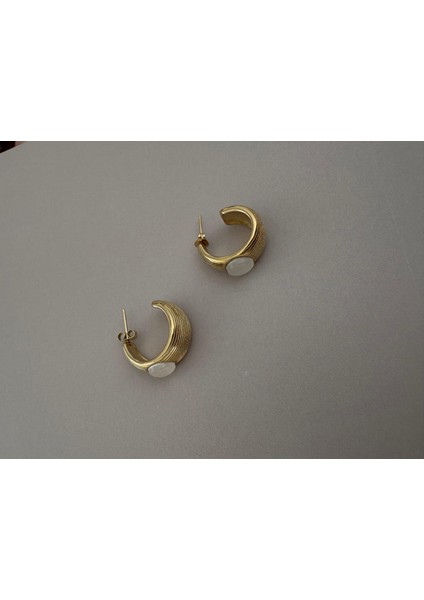 Beyaz Ay Taşı Kararmaz Gold Halka Çelik Küpe indirimleri