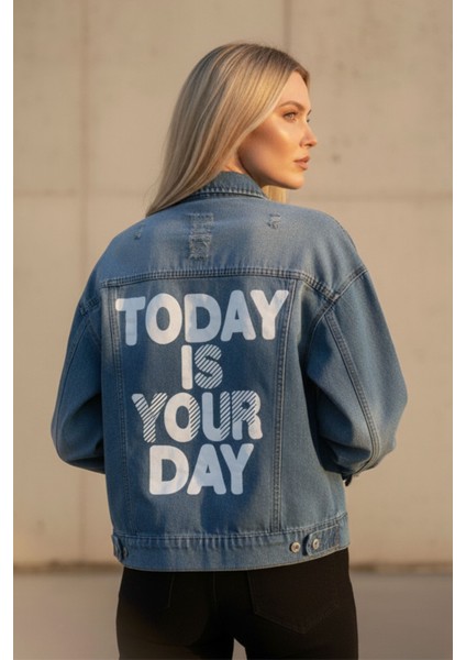 Kadın Mavi Baskılı Düğmeli Uzun Kollu Jean Oversize Kot-Denim Ceket - Yeni Sezon Kadın Ceket