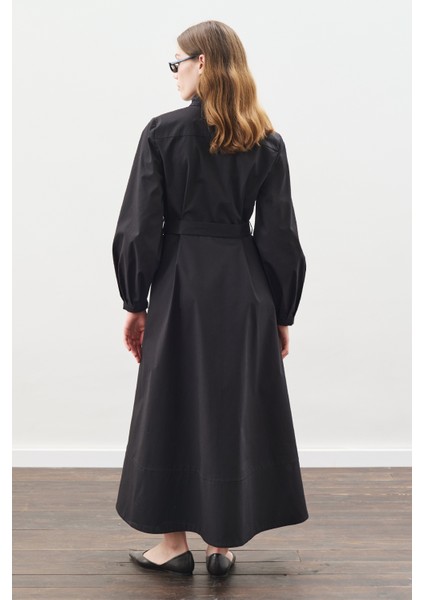 Yakası Bağlama Detaylı Elbise Siyah fırsatları