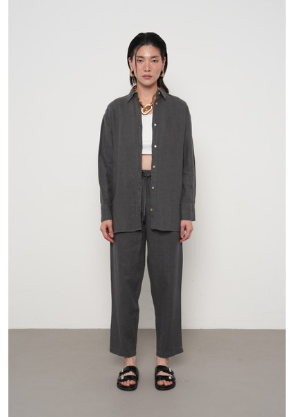 Kadın %100 Keten Yanları Düğme Detaylı Gömlek fırsatları