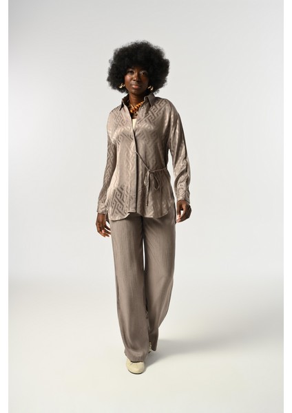 Kadın Etnik Desenli Bağlama Detaylı Gri Renk Gömlek fırsatları