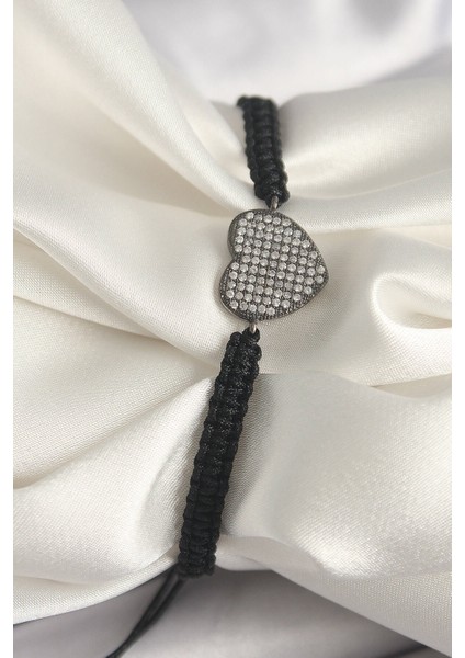 Pirinç Füme Renk Zirkon Taşlı Kalp Figür Asansörlü Makrome Model Kadın Bileklik