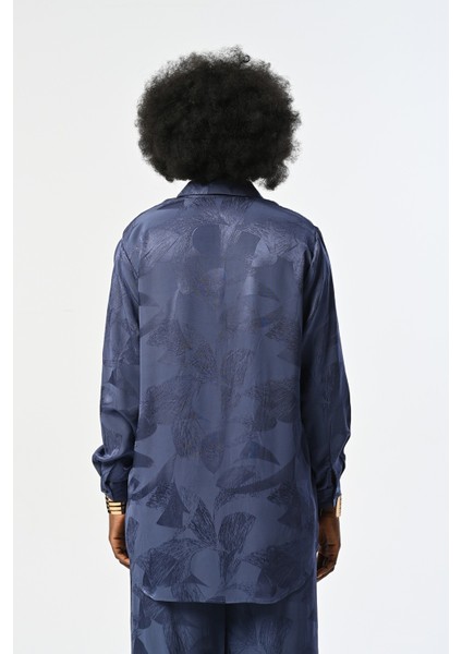 Kadın Indigo Renk Çiçek ve Yaprak Desenli Oversize Tesettür Gömlek indirimleri