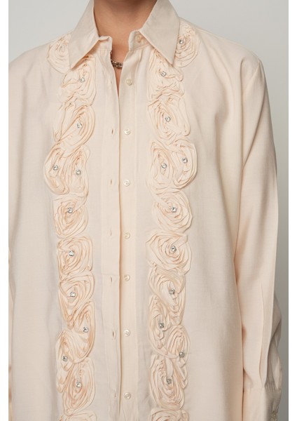 Kadın Gül ve Taş Şerit Işlemeli Düz Gömlek modelleri