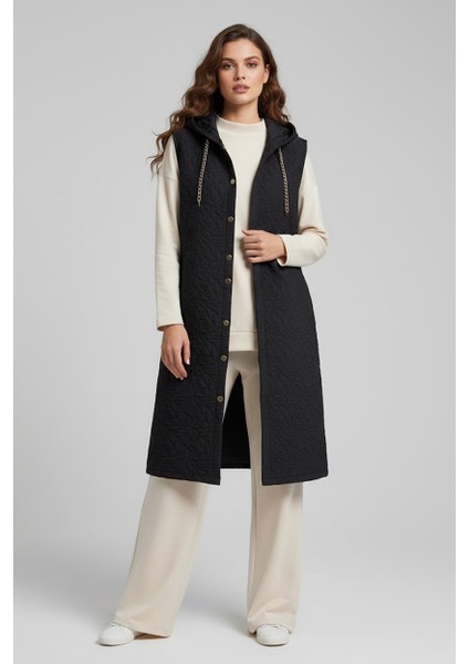 Düğme Detaylı Kapüşonlu Kapitone Yelek 110CM