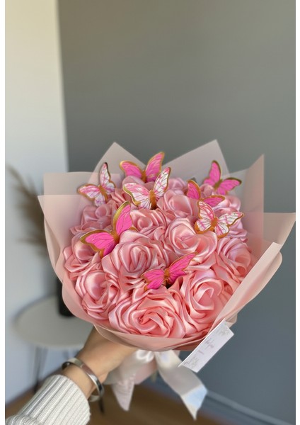 14'lü Pembe Kelebekli Solmayan Saten Gül Buketi, Sevgiliye Hediye, Arkadaşa Hediye Henüz Yorum Yazılmamış.