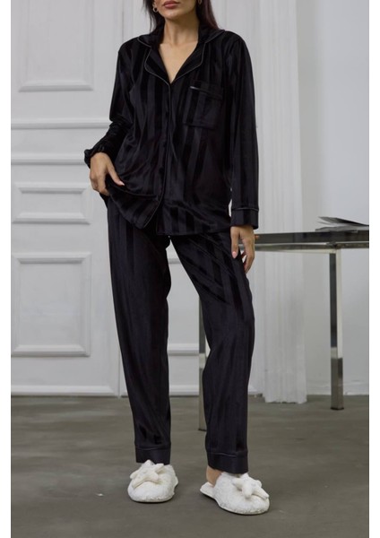Siyah Gofrajlı Kalp Nakışlı Uzun Kadife Pijama Takımı S fırsatları