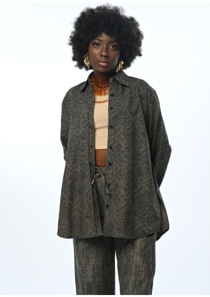 Kadın Desenli Oversize Kesim Gömlek fiyatları