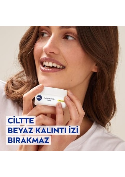 Nıvea Perfect & Matte Effect C Vitaminli Yüz Bakım Kremi (50 Ml), Matlaştırıcı, Nemlendirici Yüz Kremi, Eşit Cilt Tonu modelleri