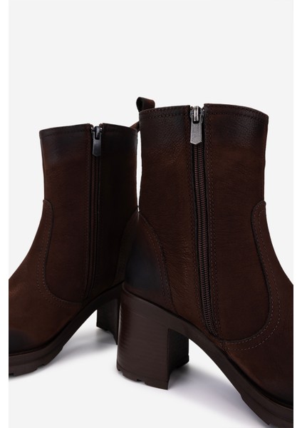 Kadın Hakiki Deri Kahverengi Nubuk Topuklu Bot 324 7988 Bn Bot SK25-26 Kahve Nbk fırsatları