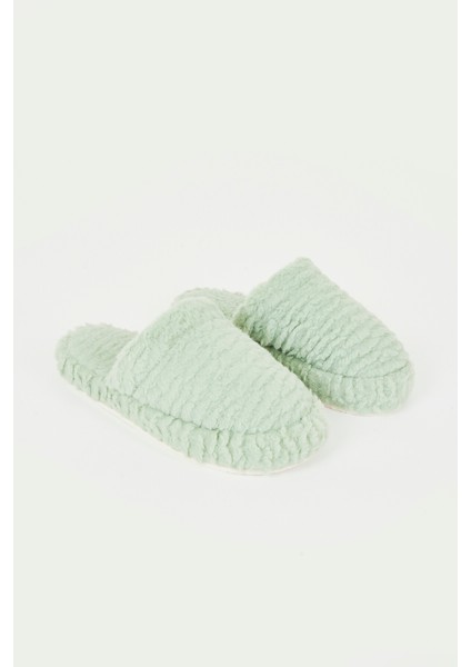 Yeşil Havlulu Atom Ev Terliği fırsatları