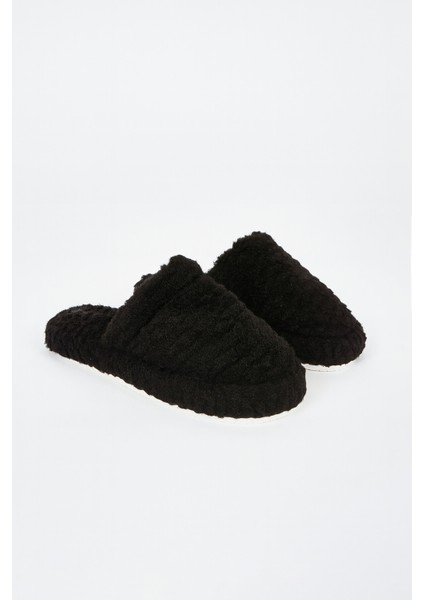 Siyah Havlulu Atom Ev Terliği