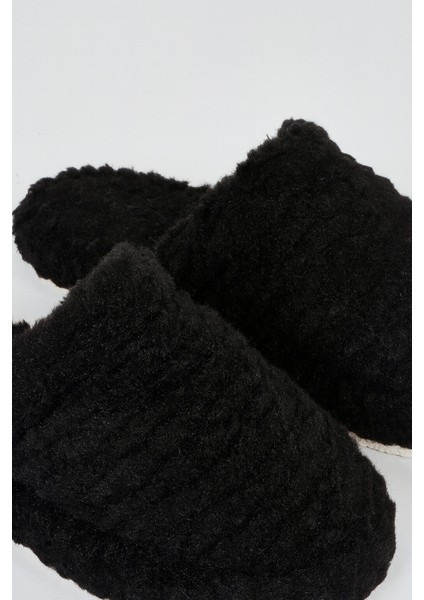 Siyah Havlulu Atom Ev Terliği fiyatları