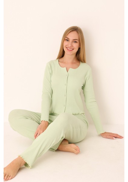 Yeşil Önden Düğmeli Pijama Takımı modelleri