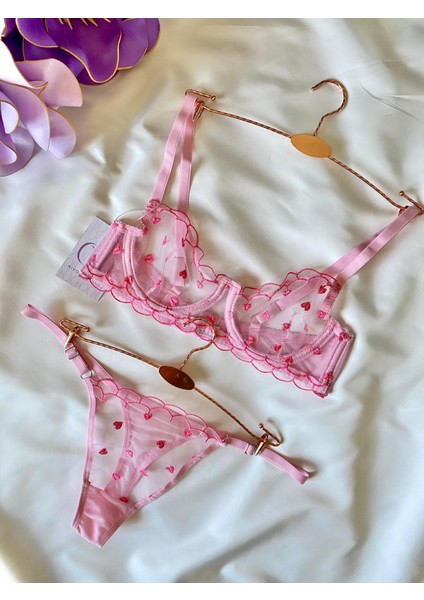 Kalp Desenli Tül Bralet Sütyen Takımı