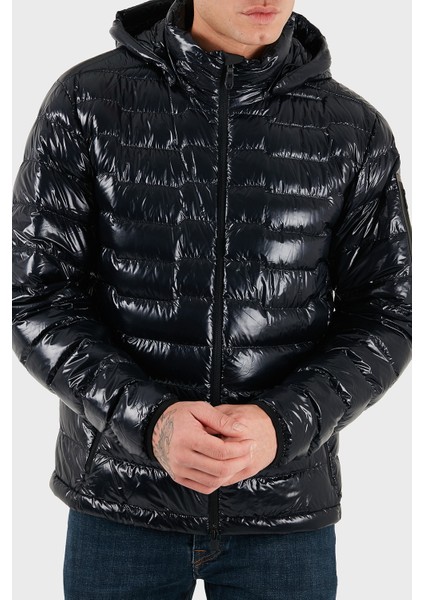 Kapitoneli Regular Fit Kapüşonlu Su Itici Parlak Şişme Mont Erkek Mont 50548790 402 indirimleri