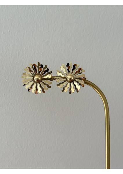 Gold Güneş Model Şık Çelik Küpe fırsatları