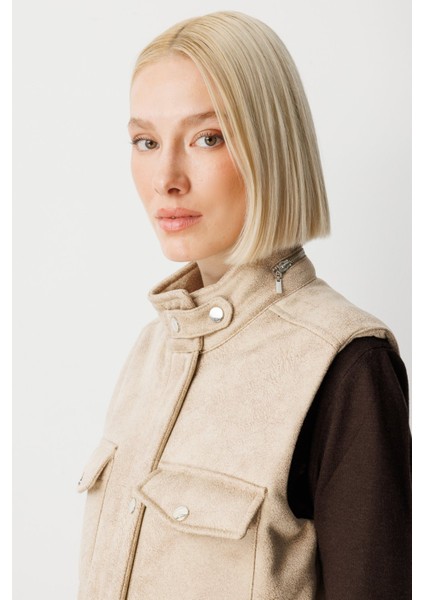 Kadın Peluş Astarlı Kapak Cepli Yelek 8503 Kum fiyatları