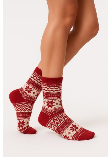 Kadın Yılbaşı Havlu Desenli Çorap – Pamuklu, Kalın ve Sıcak Tutan Noel Temalı Tekli Çorap modelleri