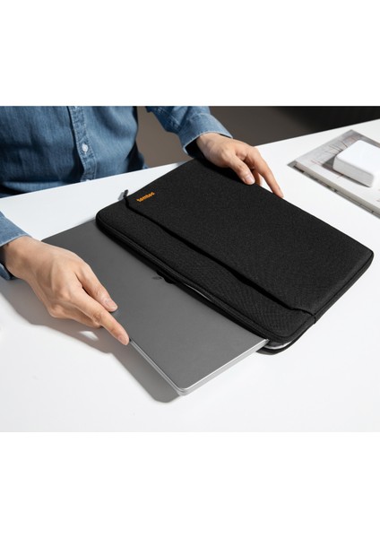 Light Serisi 15" Siyah Notebook Kılıfı - A18E3D1 indirimleri