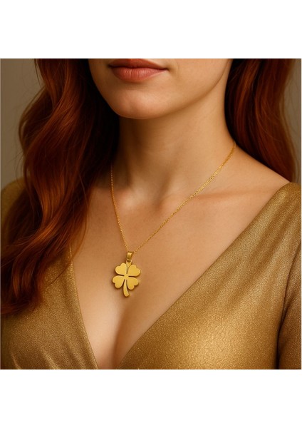 Dört Yapraklı Yonca Kolye Gold ve Gümüş