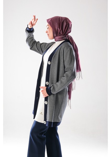 2294_KADIN Büyük Düğme Detaylı, Tesettür Tunik Boy Hırka- Dört Mevsim, Diyagonel, Ottoman, Lacivert modelleri