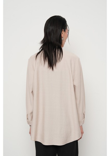 Kadın Önü Boncuk Işlemeli Oversize Kesim Düz Renk Gömlek indirimleri