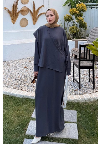 Büzgülü Tesettür Elbise Füme