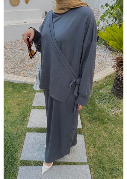 Büzgülü Tesettür Elbise Füme modelleri