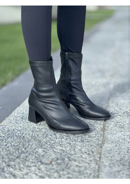 Felix Esnek Streç Kısa Topuklu Kadın Bot Büyük Numara indirimleri