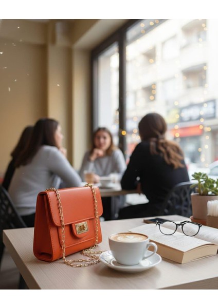 Kadın Zincirli Turuncu Kol Çantası modelleri