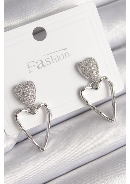 bulurum pirinç gümüş renk zirkon taşlı kalp model kadın küpe