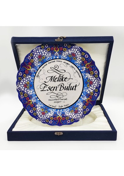 Öğretmenlere Lüks Hediye: El Yapımı Kütahya Çinisi Kaligrafi Tabak (Kadife Kutu Içinde)