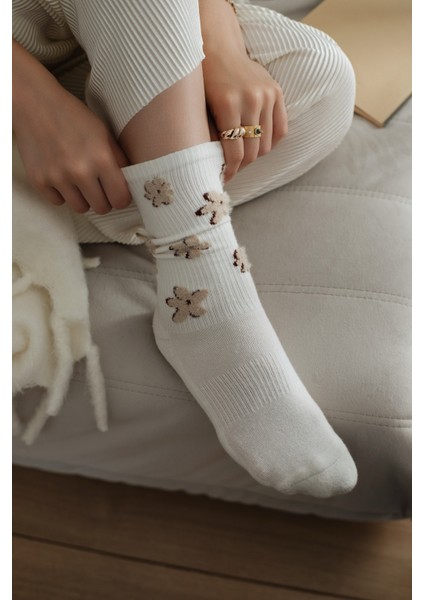 2'li Paket Bej ve Beyaz Tabanı Havlu Çiçek Desenli Dikişsiz Kadın Havlu Pamuklu Soket Çorap fiyatları