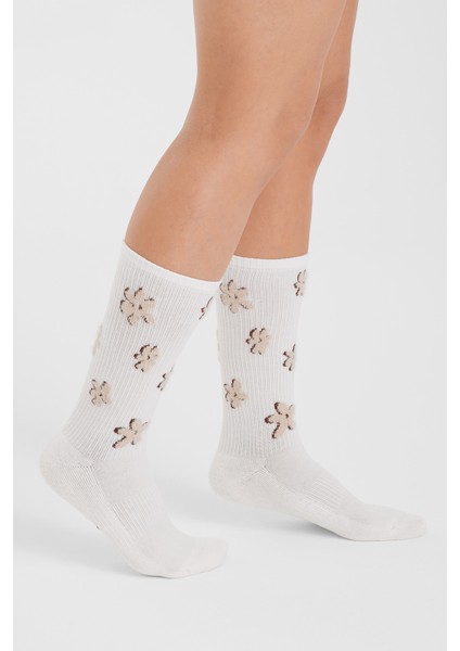 2'li Paket Bej ve Beyaz Tabanı Havlu Çiçek Desenli Dikişsiz Kadın Havlu Pamuklu Soket Çorap modelleri
