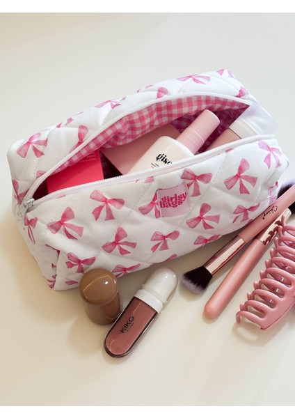 Pembe Kurdeleli Oval Makyaj Çantası Büyük Boy Desenli 26x12 cm Seyahat İçin fiyatları
