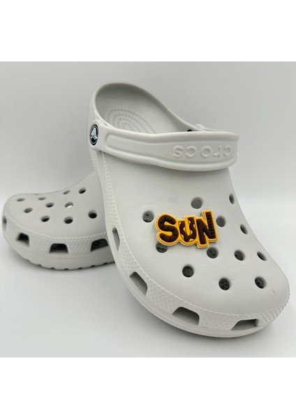 Terlik Süsü ve Aksesuarı , Çanta Süsü – Jibbitz 3D Sun Yazılı Görsel Logo Aksesuar modelleri