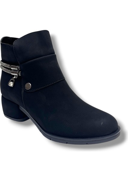 508-26 Yağlı Deri Trend Fashion Kadın Bot