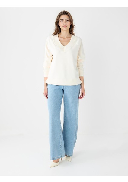 Ekru Uzun Kollu V Yaka Örme Modal Sweatshirt
