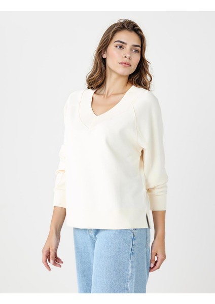 Ekru Uzun Kollu V Yaka Örme Modal Sweatshirt modelleri
