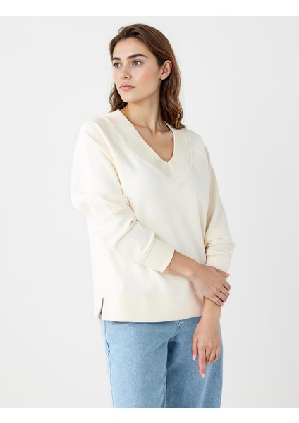 Ekru Uzun Kollu V Yaka Örme Modal Sweatshirt fırsatları