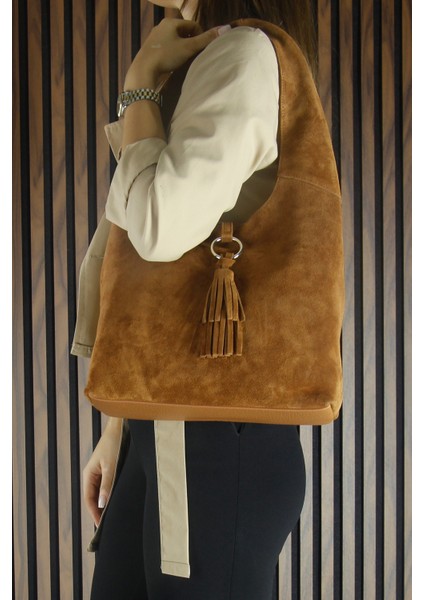 Taba Hakiki Dana Süet Püsküllü Manyetik Kapaklı Orta Boy Günlük Omuz Çantası indirimleri