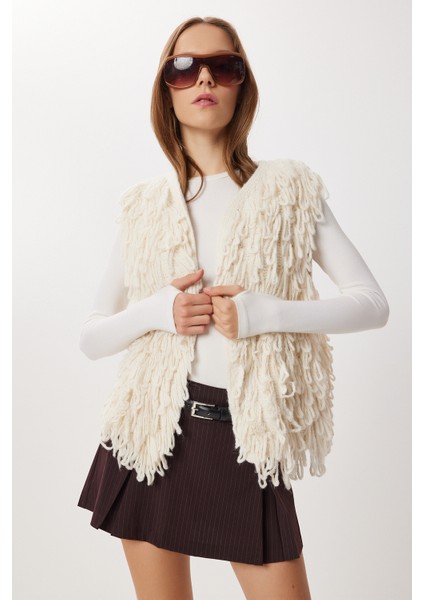 Saçaklı Triko Yelek LNS0093 Kemik fiyatları