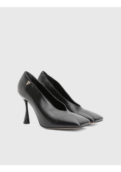 Wine Hakiki Deri Siyah Kadın Topuklu Ayakkabı