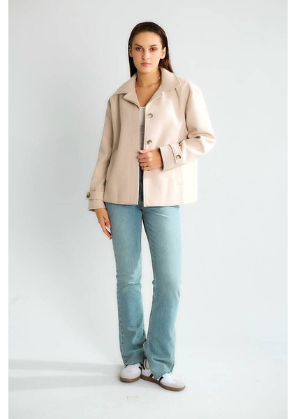 D99752 Düğme Detaylı Kadın Kısa Kaşe Kaban modelleri