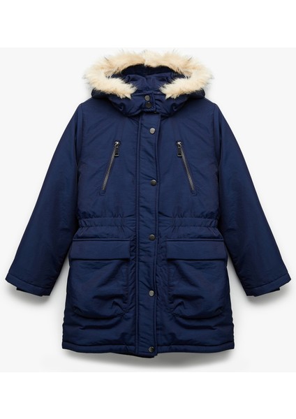 Peluş Detaylı Uzun Kollu Cepli Kapşonlu Mont