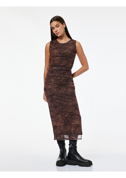 Kolsuz Bisiklet Yaka Yırtmaçlı Drapeli Tül Midi Leopar Elbise