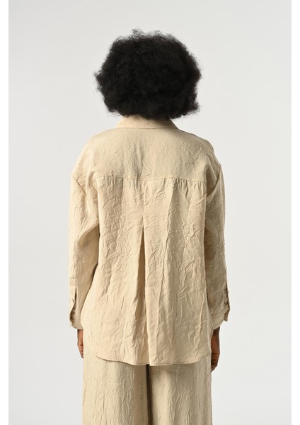 Kadın Düğme Detaylı Kırışık Kumaş Düz Renk Gömlek indirimleri